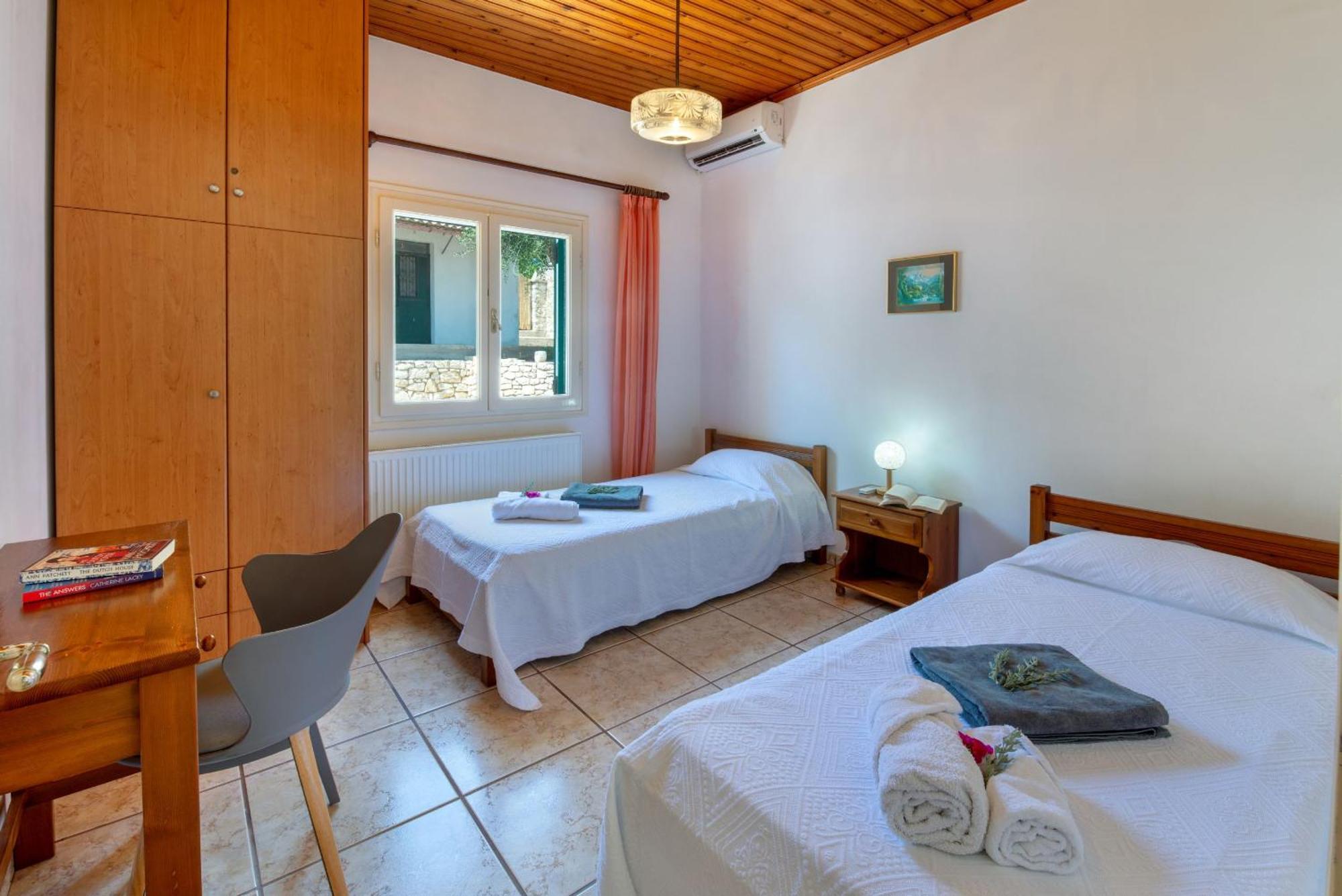 Villa Thea Antonis Gaios Eksteriør billede